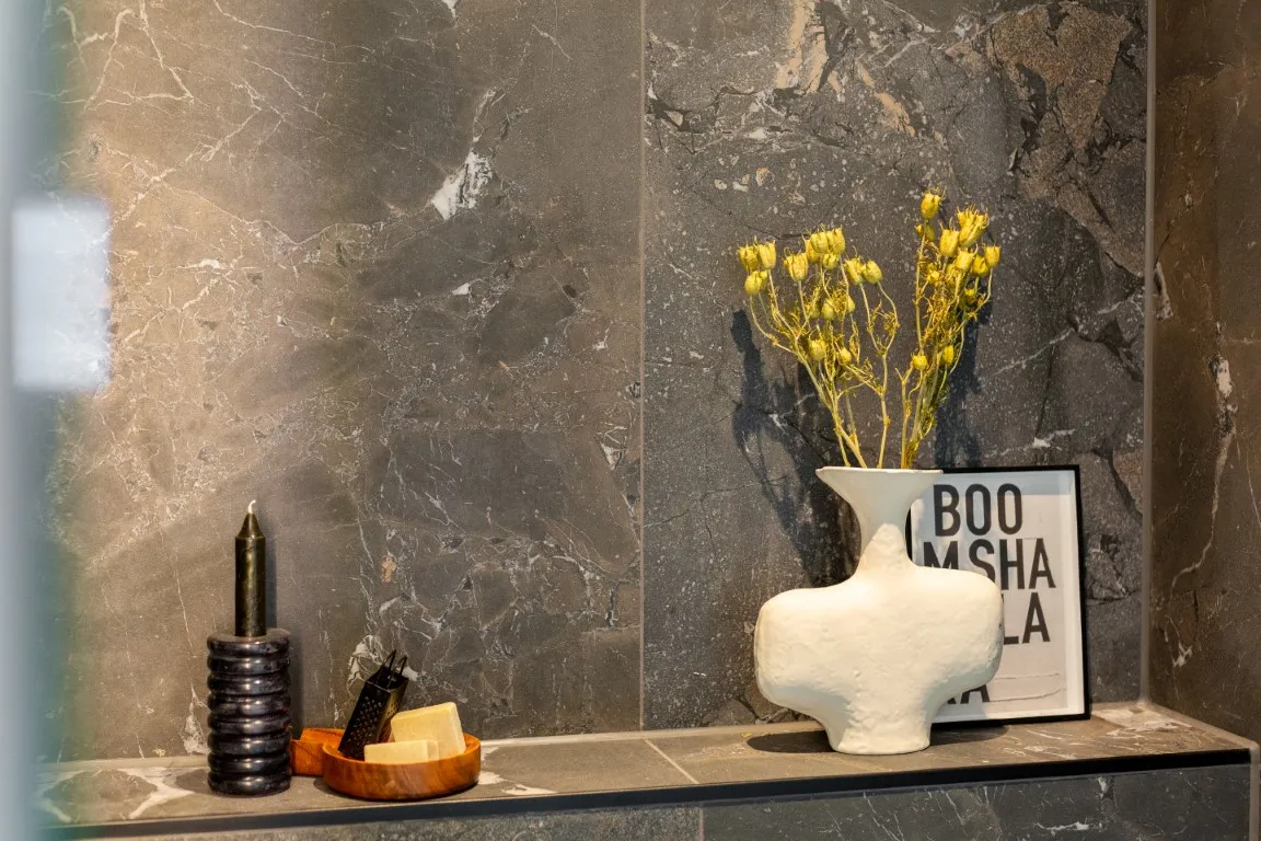 Modern Marble header Modern Marble header