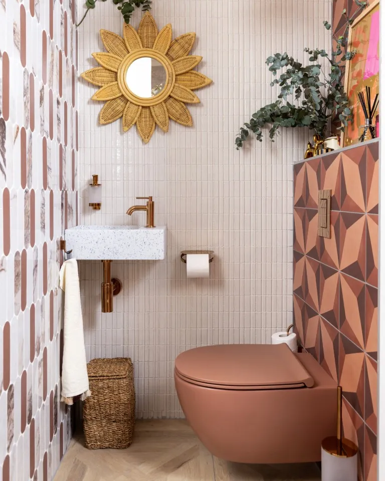 Toilet Terracotta Oasis