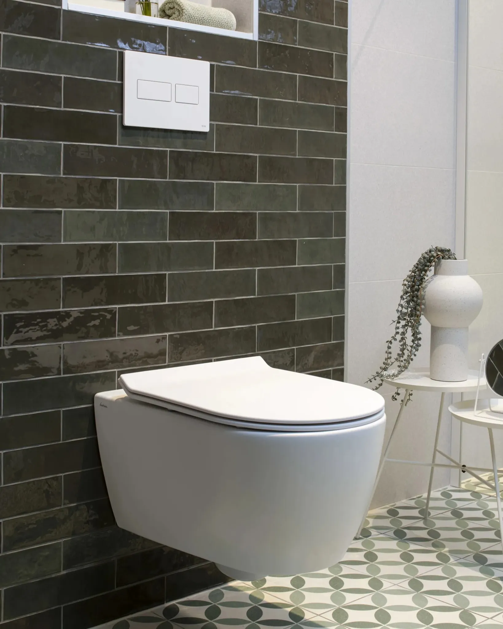 toilet essential line badkamer
